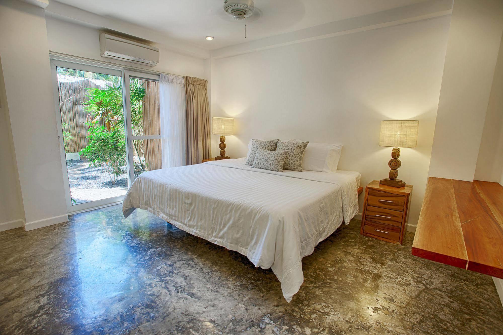 Salaya Beach Houses Dumaguete City Dış mekan fotoğraf